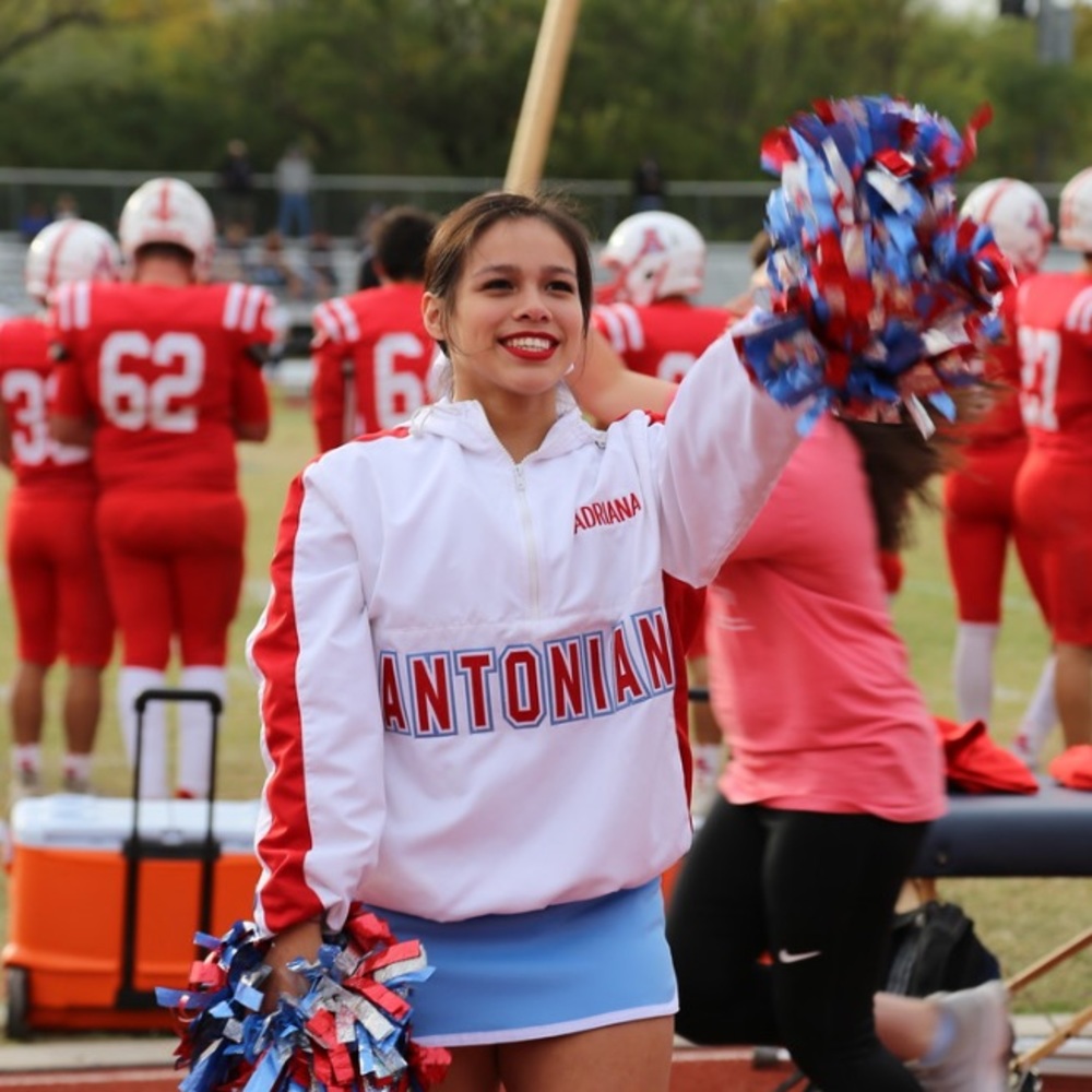 Meet your Posher, Adri